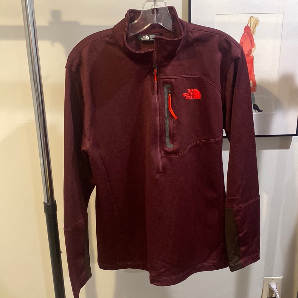 Mens North Face 1/2 zip pullover burgundy sz large